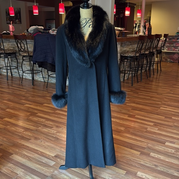 Ellen Tracy size 8 wool one button closure with real fox fur - Picture 7 of 10